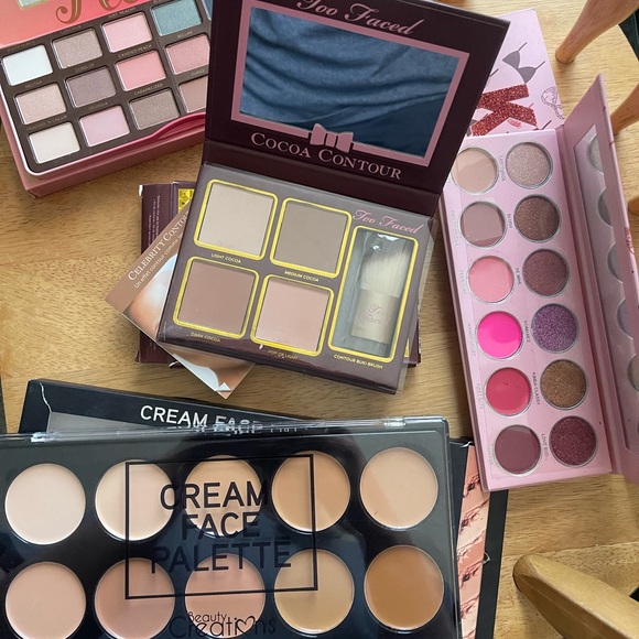 Makeup bundle - Picture 3 of 5